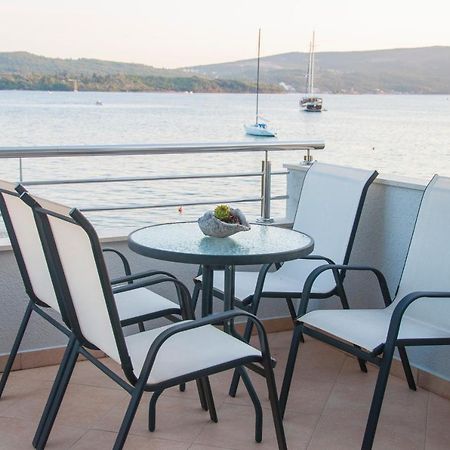 Beach Apartments Tivat Exterior photo